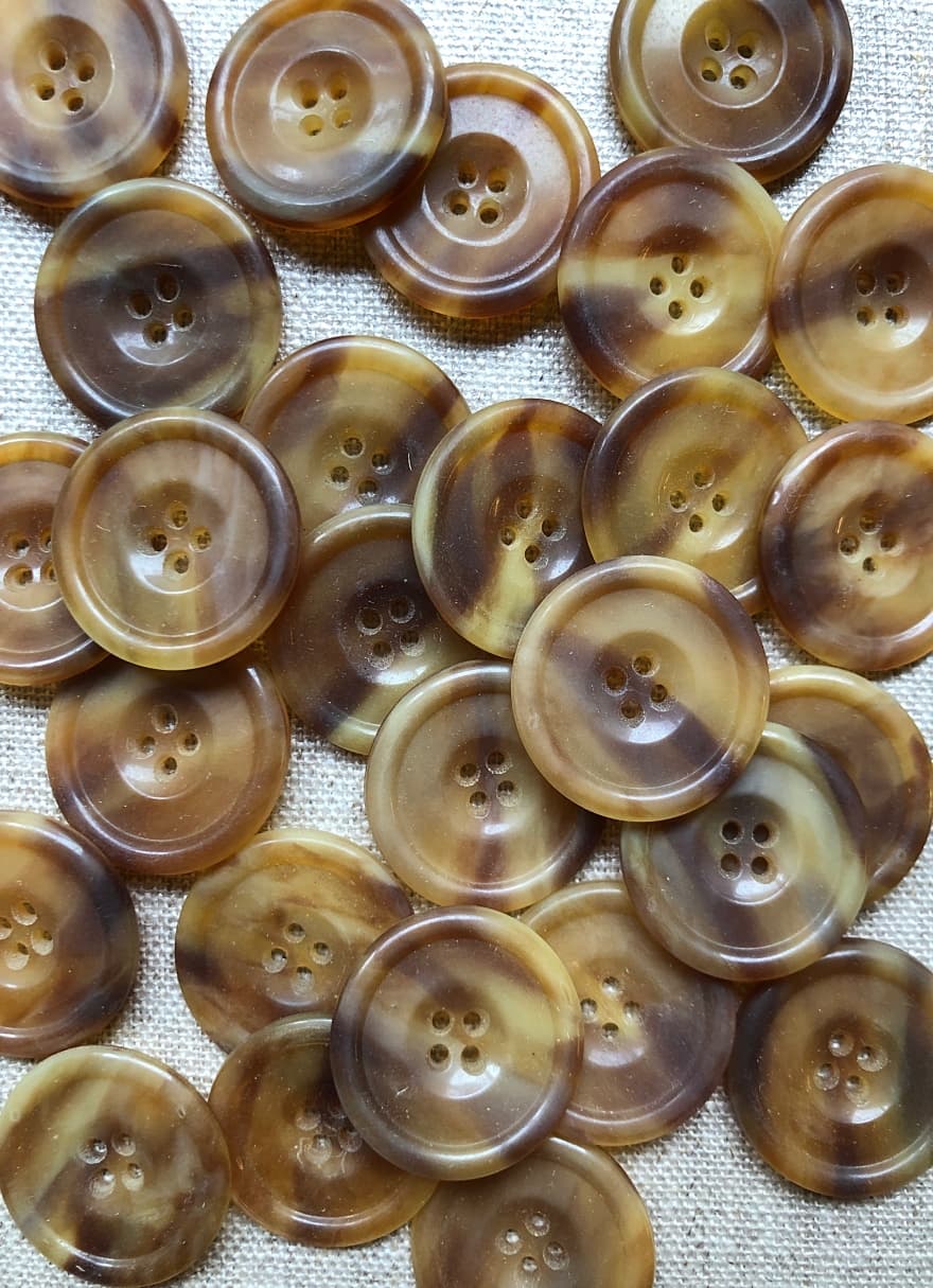 Buttons image 3